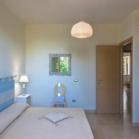 Daire Apartment In Tavullia With Adriatic Views, Cleaning Included